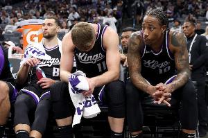 队记：国王唯一的出路是选回来一位巨星 但这说起来容易做起来难