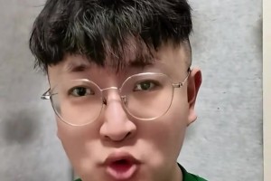 皮尔斯：假如库里在詹姆斯时代再拿一冠，那他也能比肩乔丹！